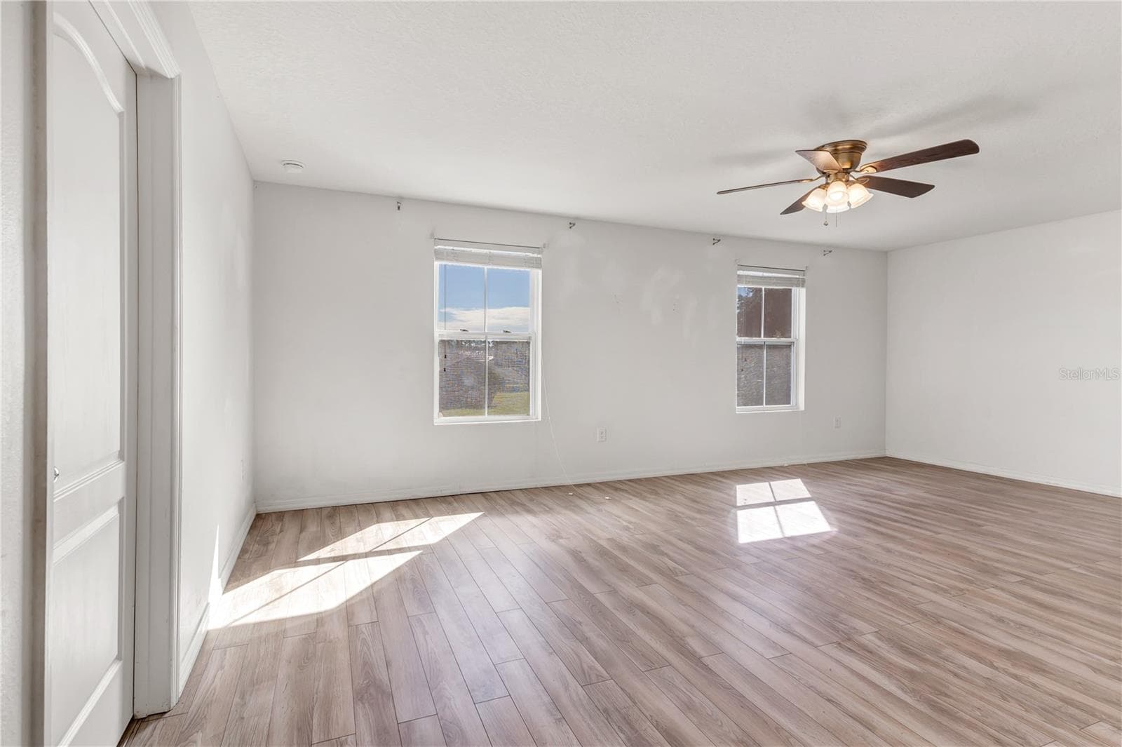 Single Family Residence at 2150 ROCKMART LOOP, TAVARES, photo 17 of 35