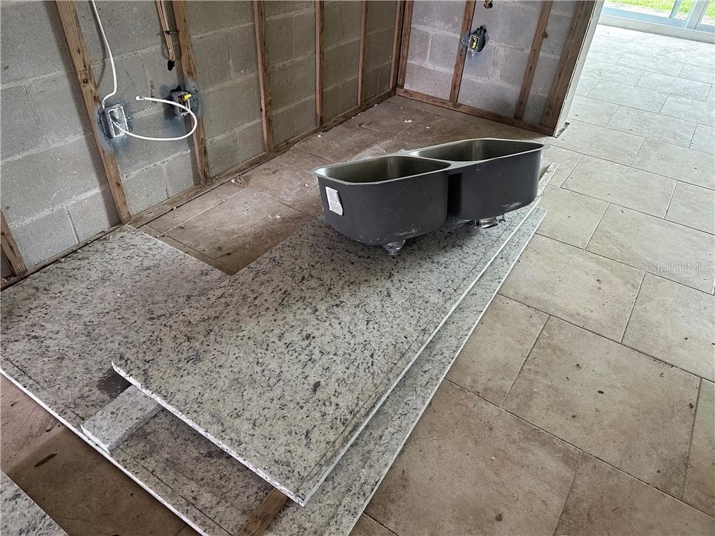 Granite Available - CRYSTAL RIVER