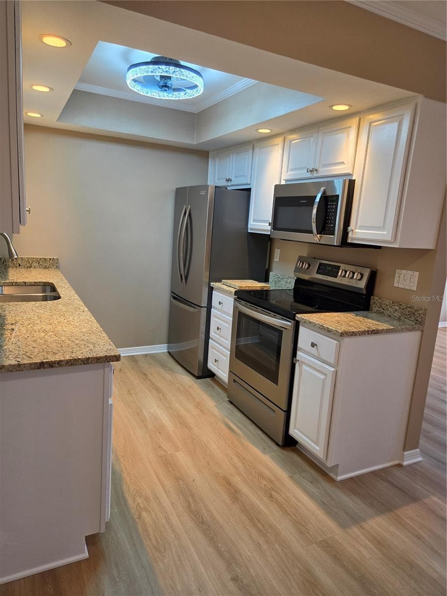 Condominium at 5800 HOLLYWOOD BLVD #125, SARASOTA, photo 9 of 25