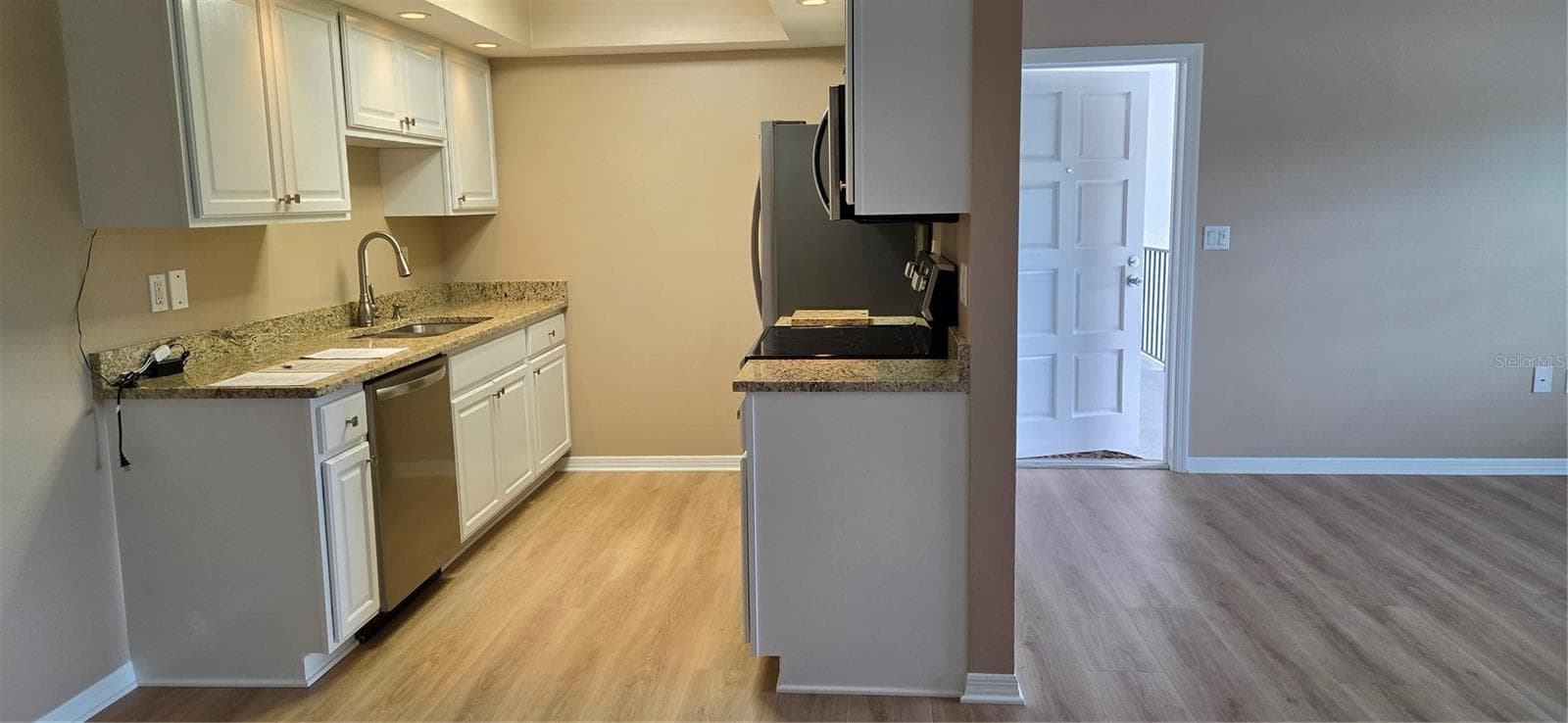 Condominium at 5800 HOLLYWOOD BLVD #125, SARASOTA, photo 10 of 25