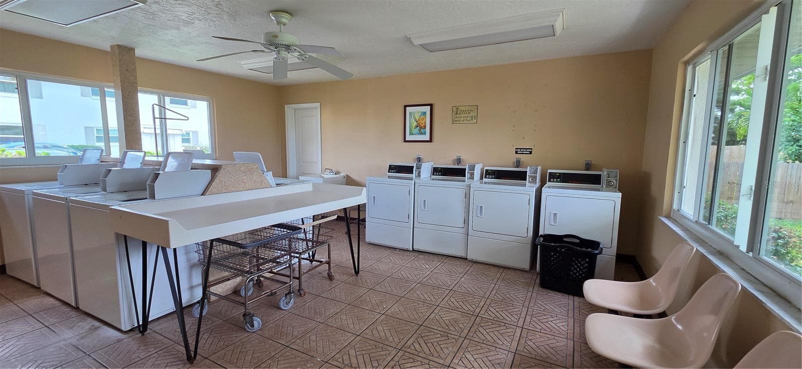 Condominium at 5800 HOLLYWOOD BLVD #125, SARASOTA, photo 23 of 25