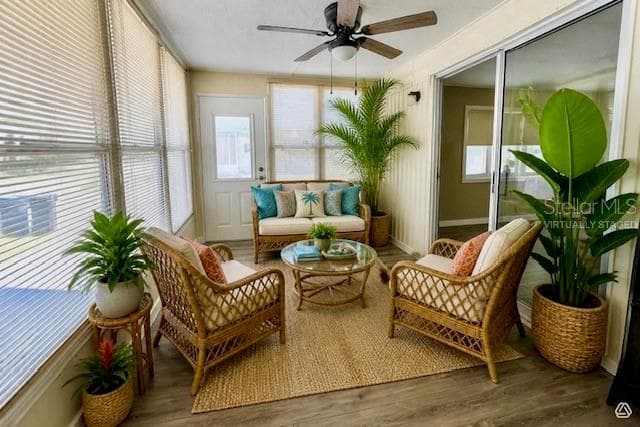 Virtually staged Florida room - 5619 BAYSHORE RD #120, PALMETTO