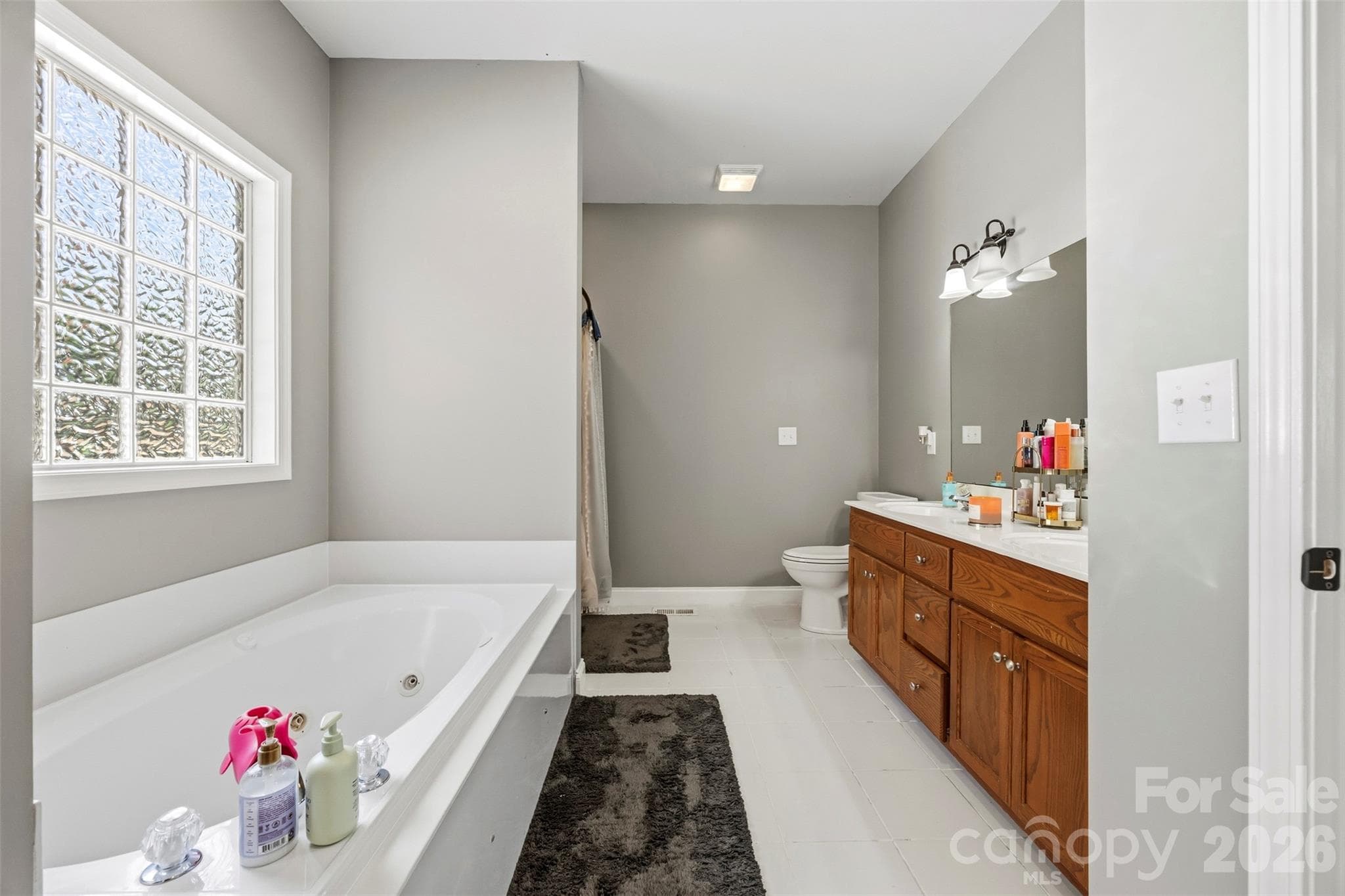 Single Family Residence at 314 Hidden Creek Drive, Shelby, photo 13 of 46