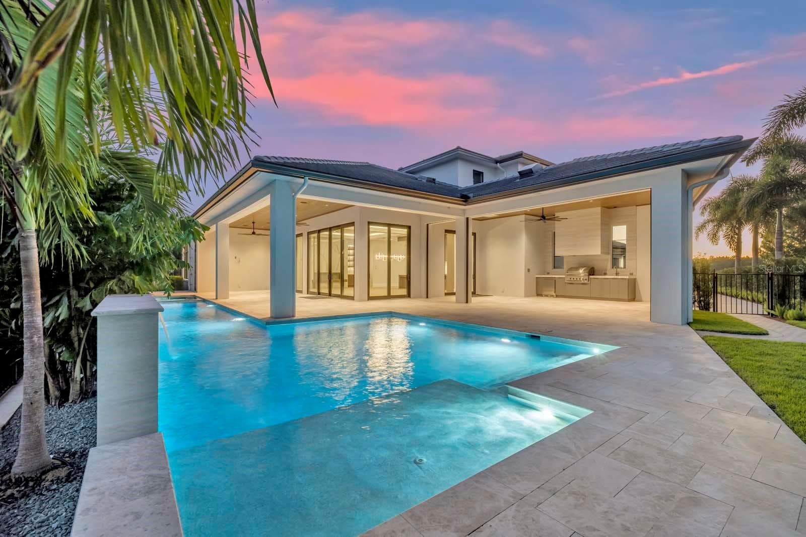 Full Pool & Patio Twilight - 11043 CROMWELL RD, ORLANDO