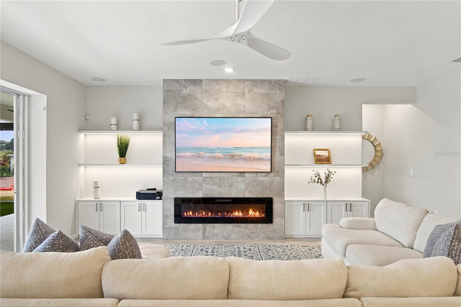 Single Family Residence at 2155 TIMBER CREEK LN, CLERMONT, photo 13 of 54