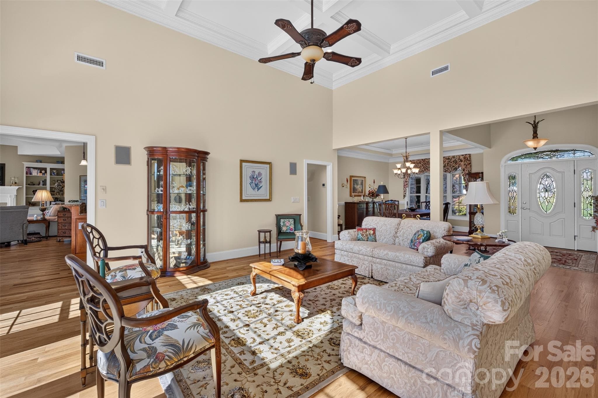 Single Family Residence at 76 Divot Court, Hickory, photo 14 of 48