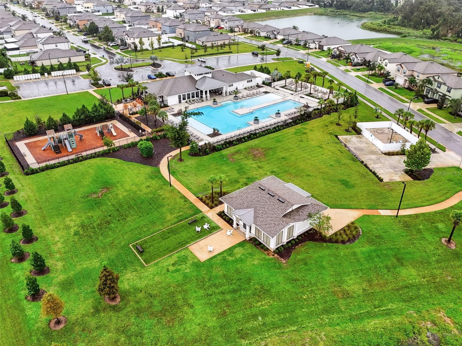 Single Family Residence at 6330 TEN ACRE CT, ZEPHYRHILLS, photo 6 of 7
