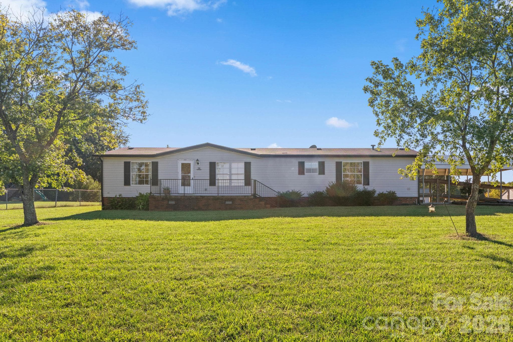 Single Family Residence at 25 Lineside Drive, Stony Point, photo 2 of 16