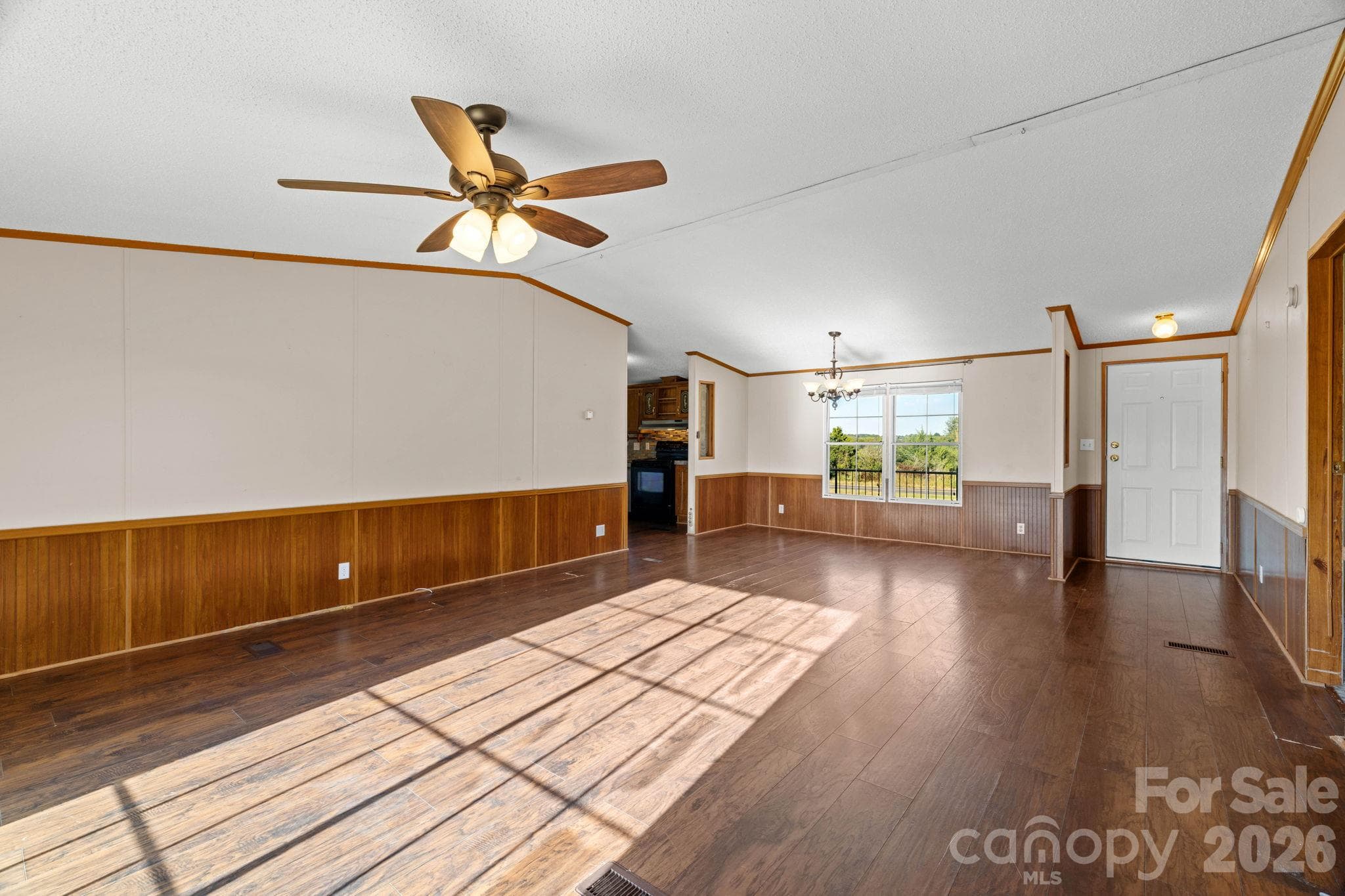 Single Family Residence at 25 Lineside Drive, Stony Point, photo 7 of 16