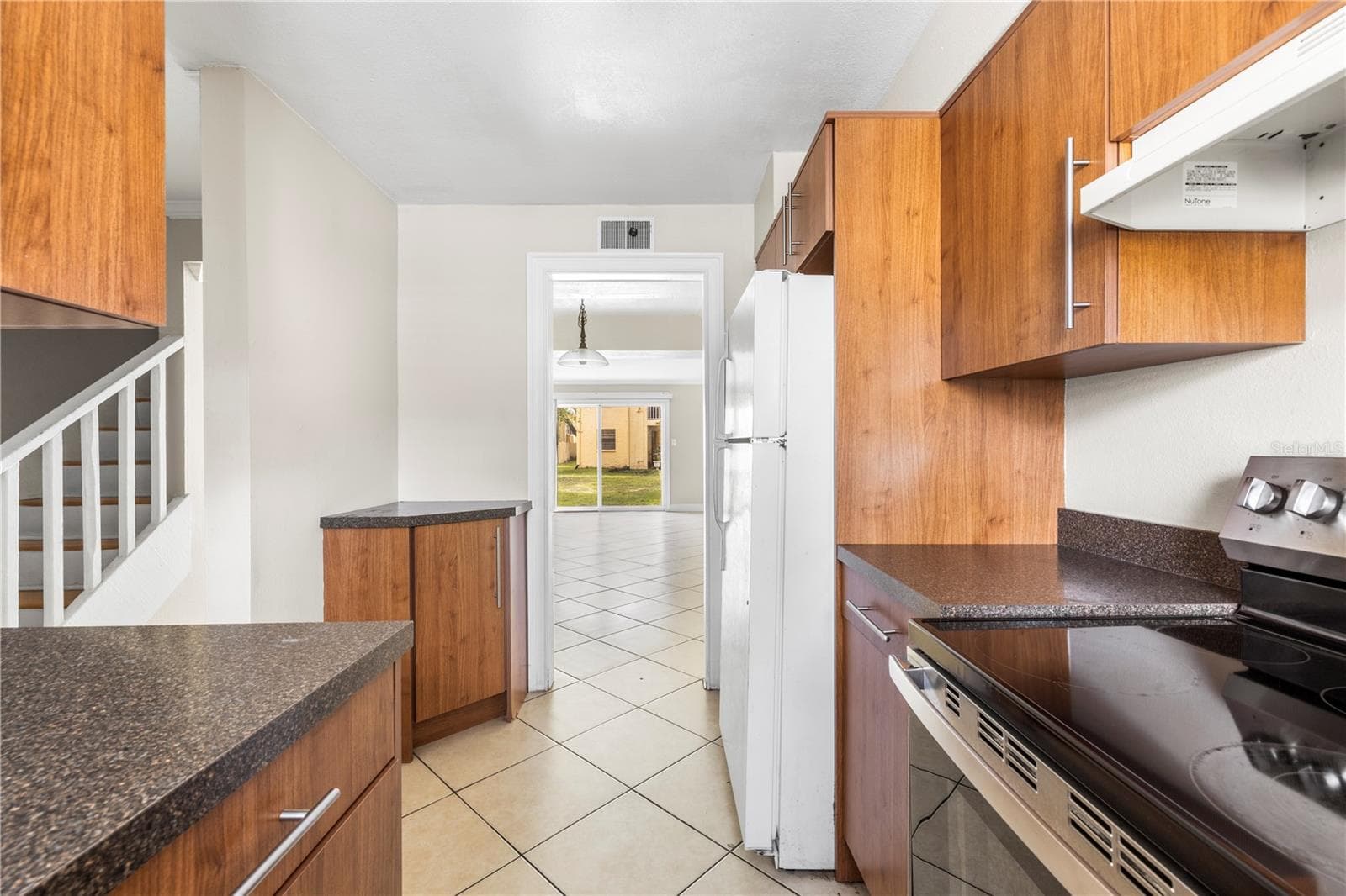 Condominium at 7609 LA MESITA CT, TAMPA, photo 15 of 45