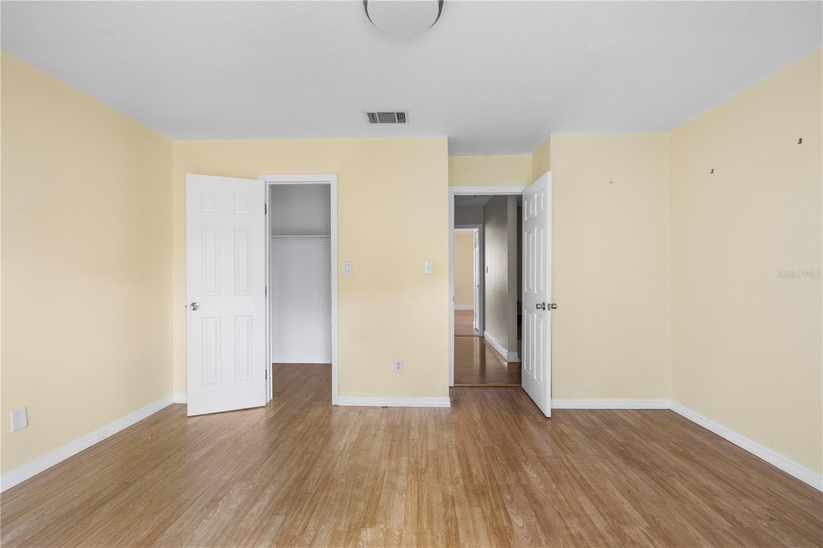 Condominium at 7609 LA MESITA CT, TAMPA, photo 25 of 45