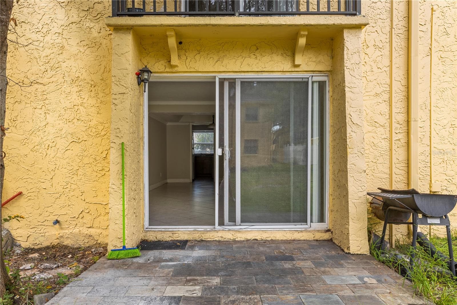 Condominium at 7609 LA MESITA CT, TAMPA, photo 33 of 45
