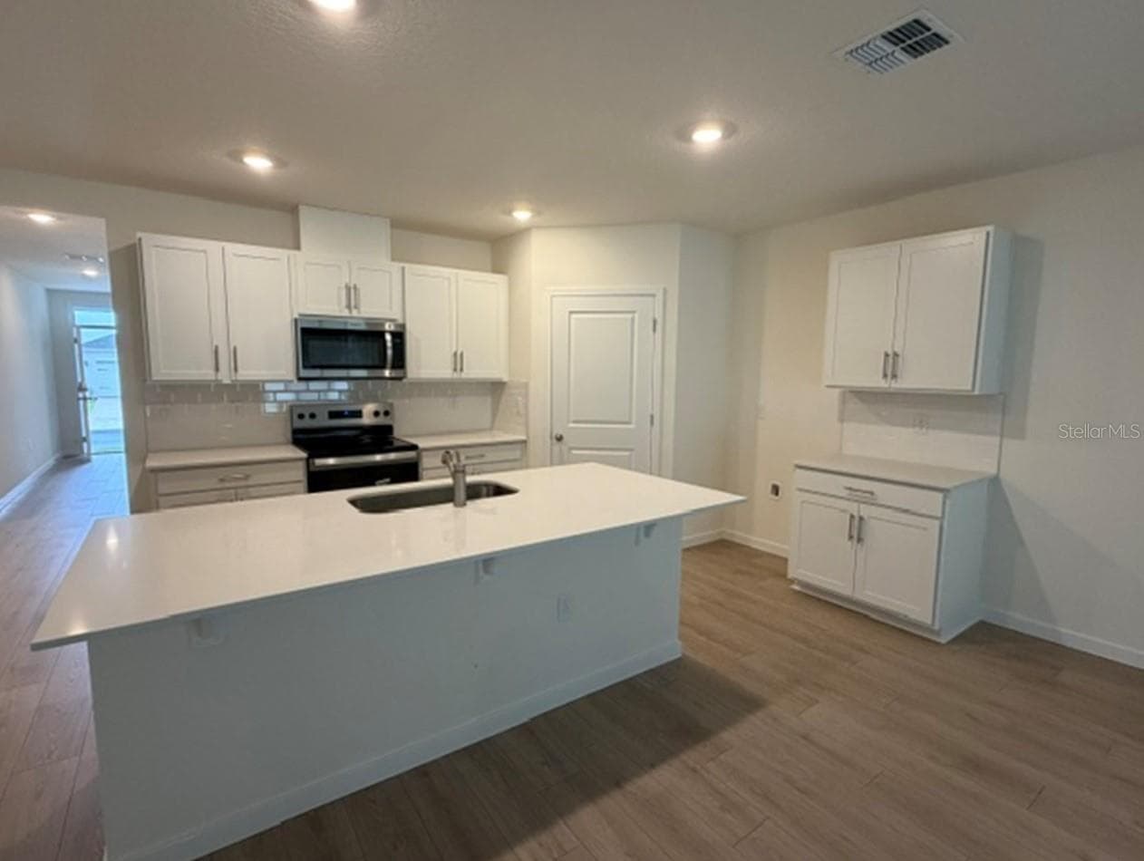 Single Family Residence at 4907 MARSHELDER ST, APOPKA, photo 3 of 14