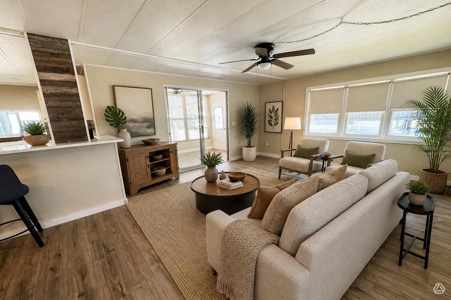 Virtually staged family room - 5619 BAYSHORE RD #120, PALMETTO