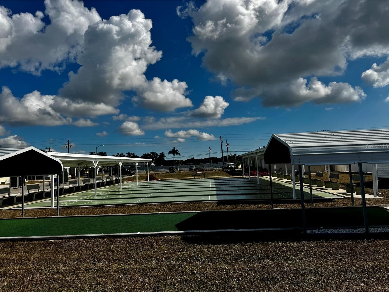 Shuffleboard courts - 5619 BAYSHORE RD #120, PALMETTO