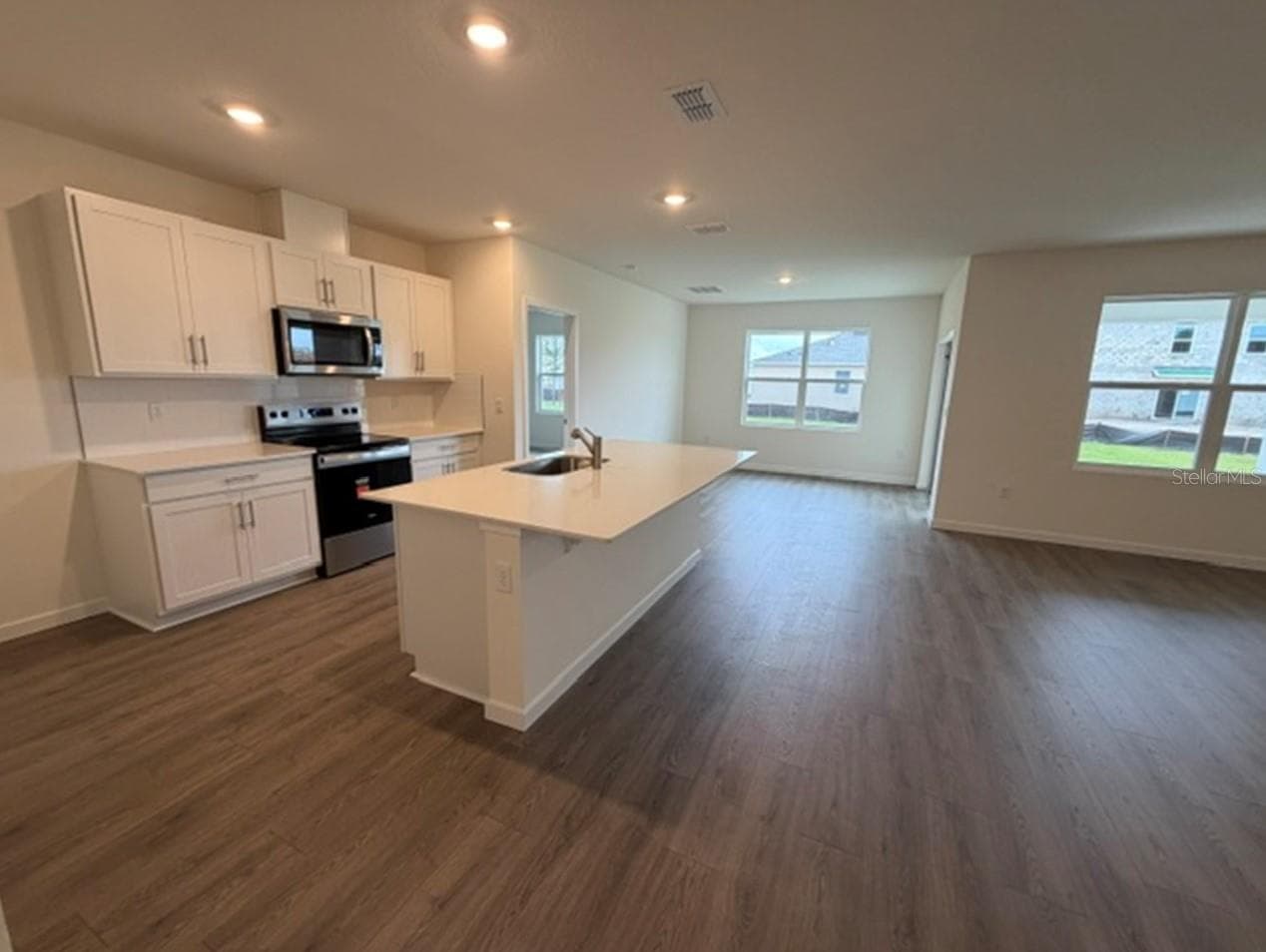 Single Family Residence at 4922 MARSHELDER ST, APOPKA, photo 2 of 23