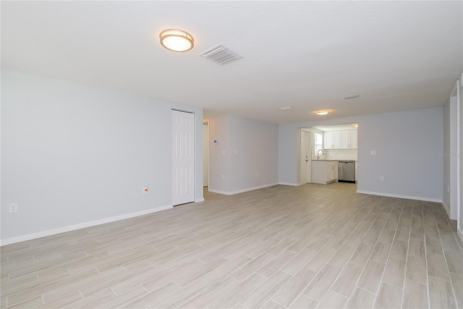 Single Family Residence at 5340 BAROQUE DR, HOLIDAY, photo 6 of 15