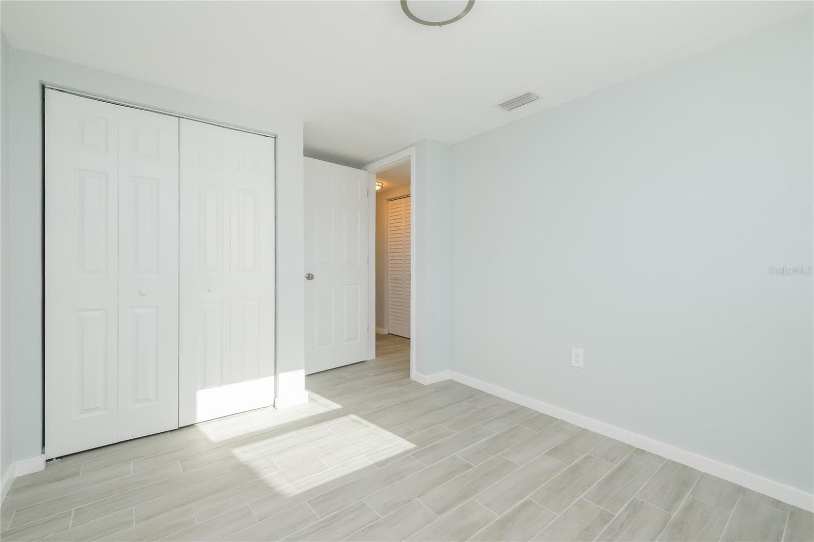 Single Family Residence at 5340 BAROQUE DR, HOLIDAY, photo 8 of 15