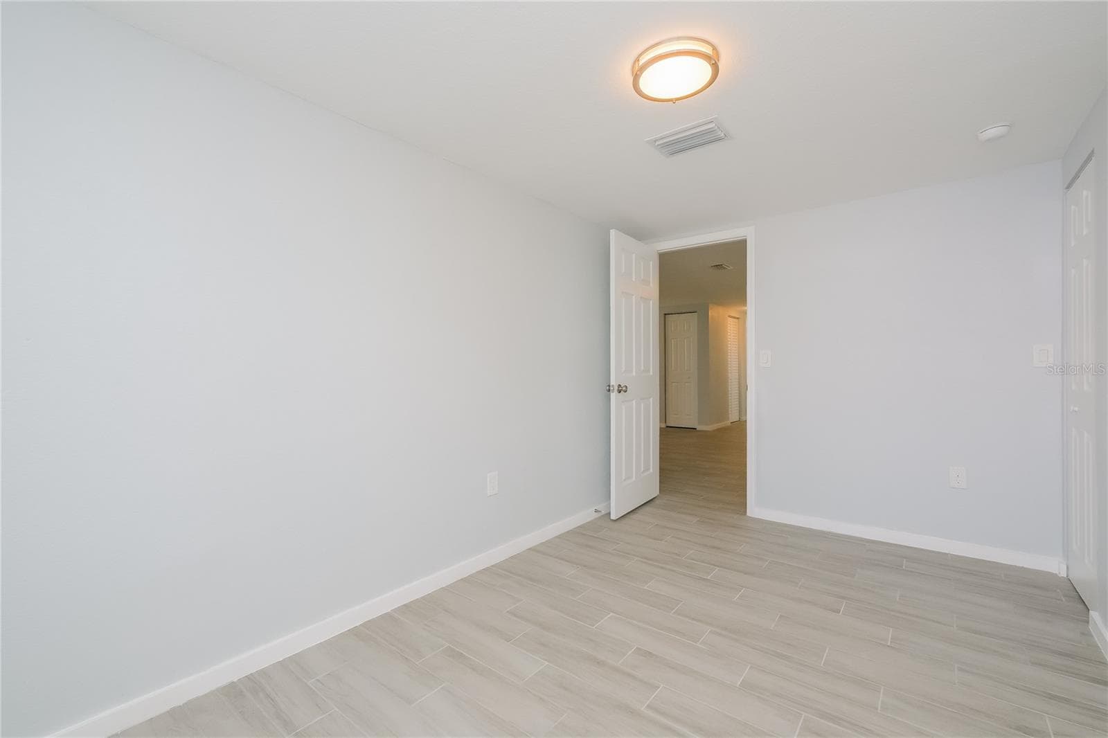 Single Family Residence at 5340 BAROQUE DR, HOLIDAY, photo 13 of 15