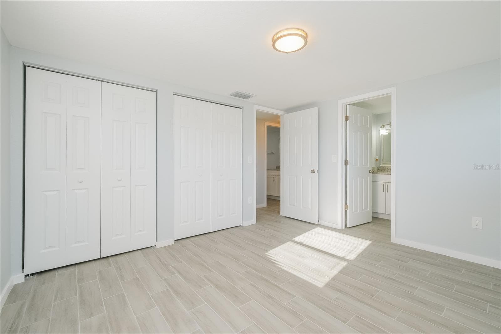 Single Family Residence at 5340 BAROQUE DR, HOLIDAY, photo 14 of 15