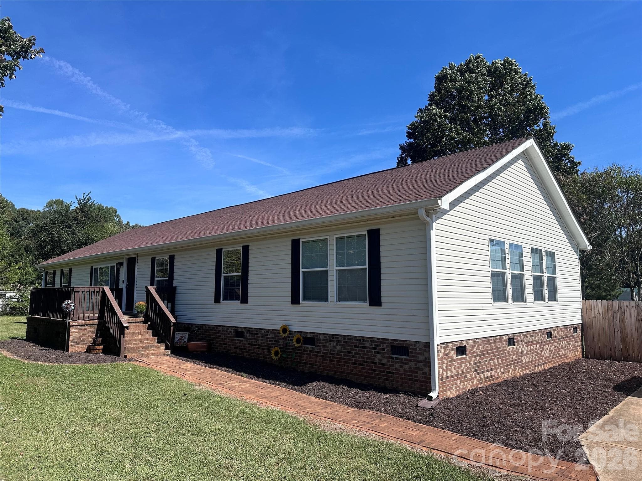 Single Family Residence at 131 Glenwood Road, Mocksville, photo 3 of 36