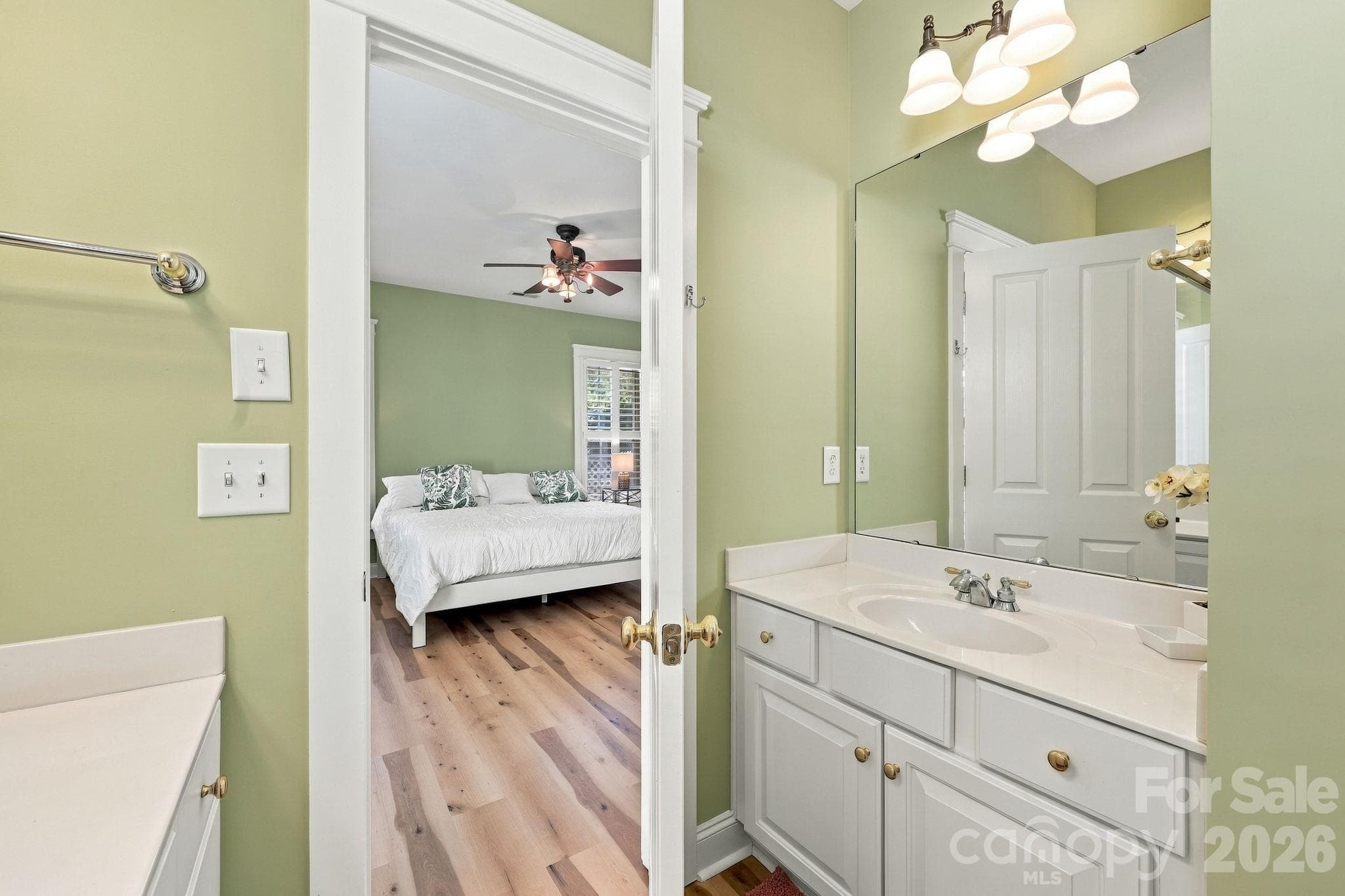 Single Family Residence at 334 Center Drive, Davidson, photo 22 of 35