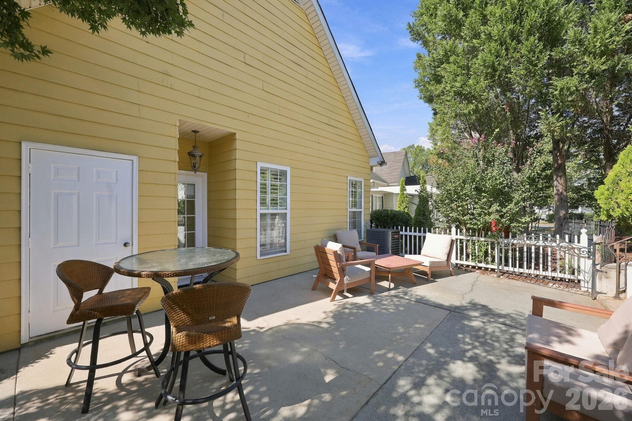Single Family Residence at 334 Center Drive, Davidson, photo 26 of 35