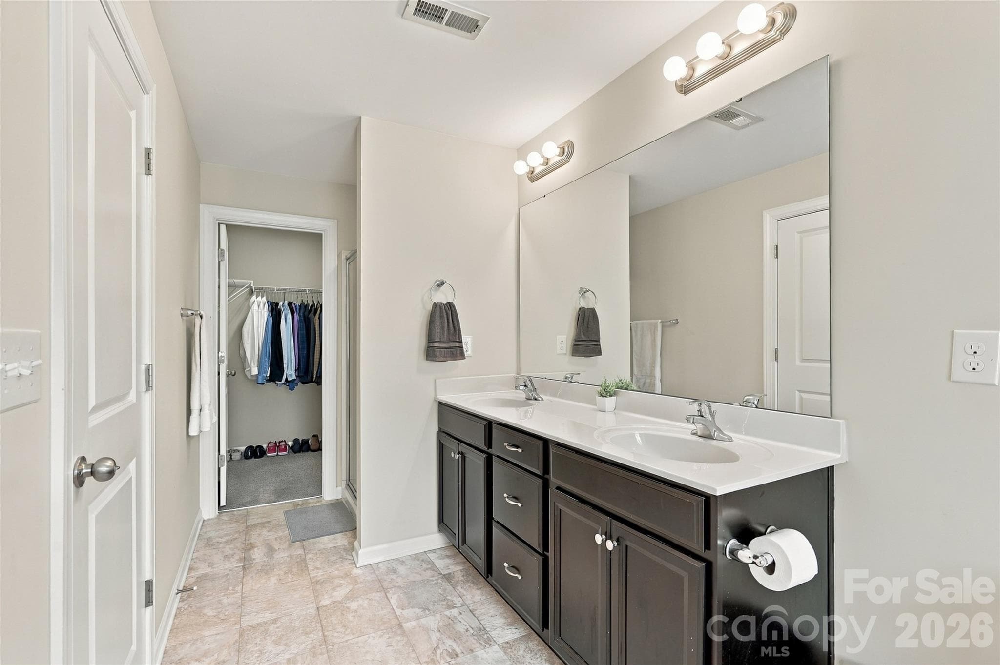 Ensuite bath - 1020 Archibald Avenue, Fort Mill