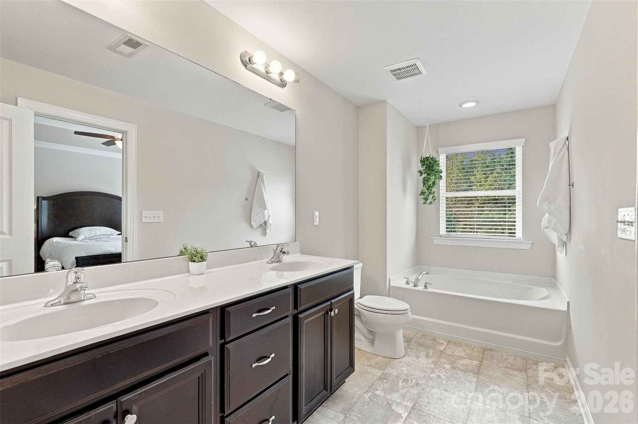 Bedroom 2 ensuite bath - 1020 Archibald Avenue, Fort Mill