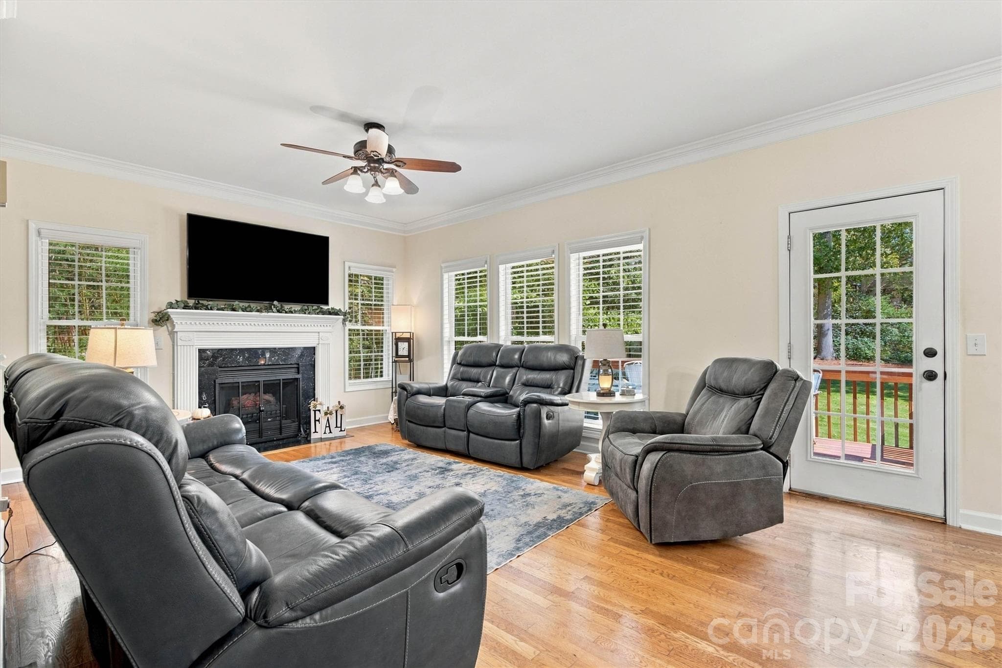 Single Family Residence at 4858 Elmhurst Drive NE, Hickory, photo 10 of 46