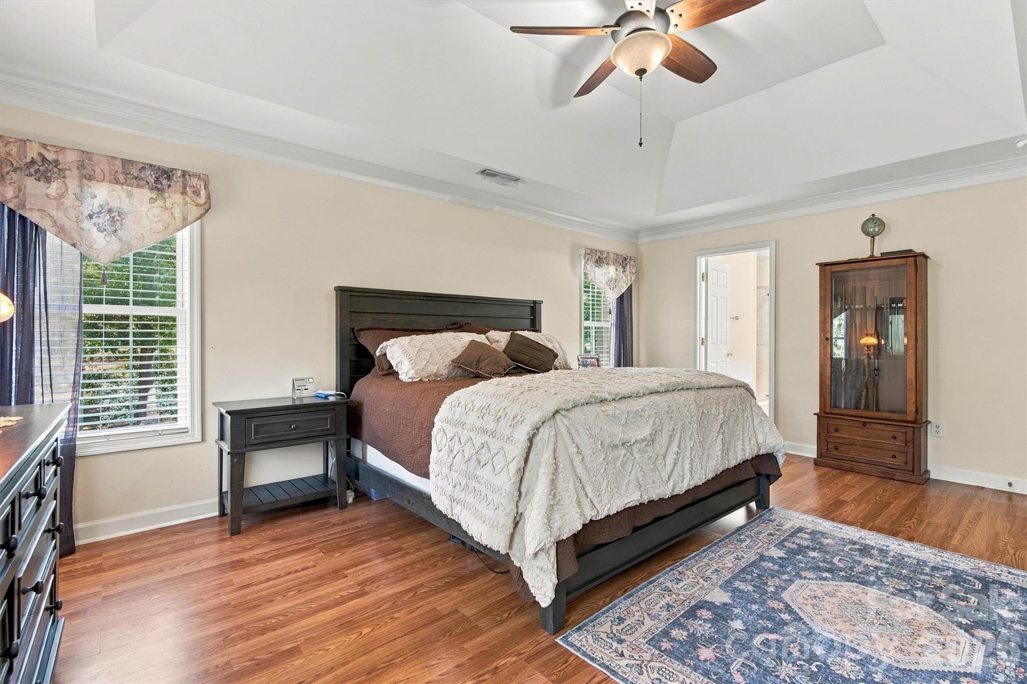 Single Family Residence at 4858 Elmhurst Drive NE, Hickory, photo 19 of 46