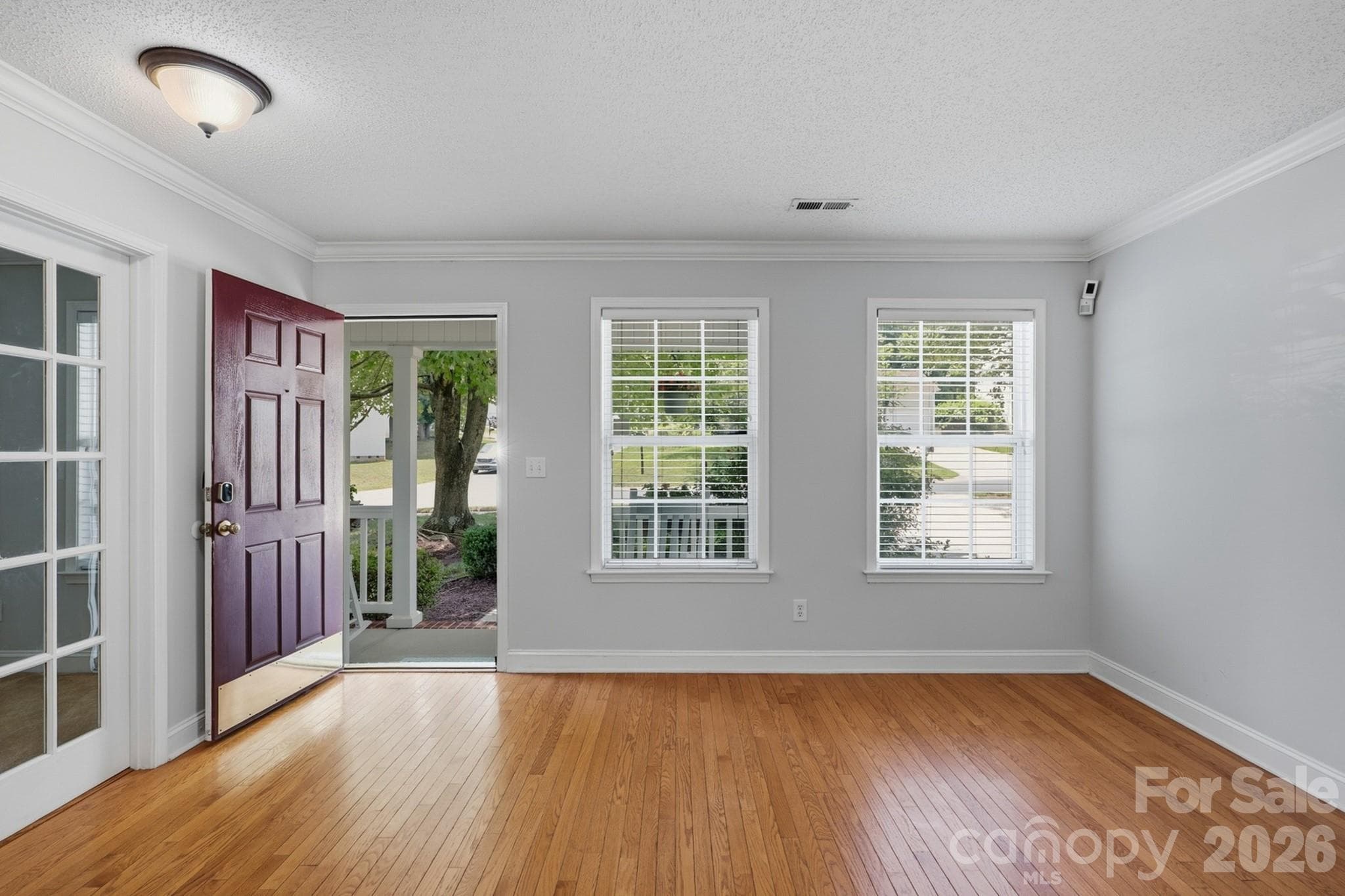 Single Family Residence at 9406 Golden Pond Drive, Huntersville, photo 3 of 37