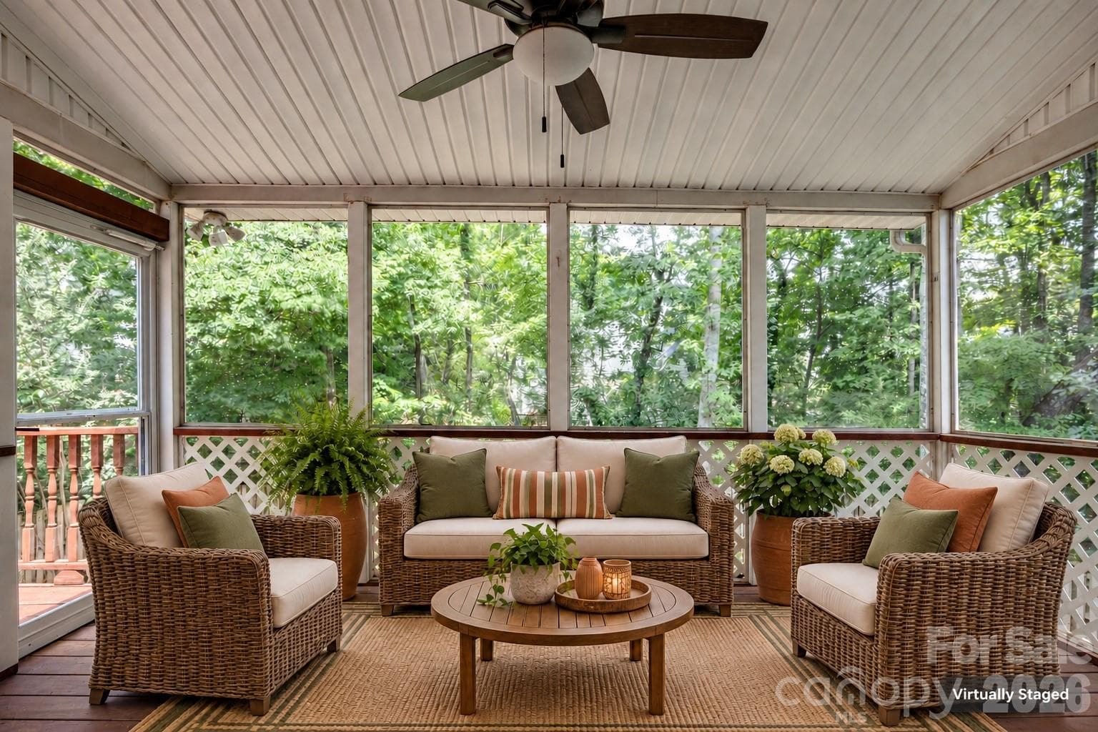 Single Family Residence at 9406 Golden Pond Drive, Huntersville, photo 18 of 37