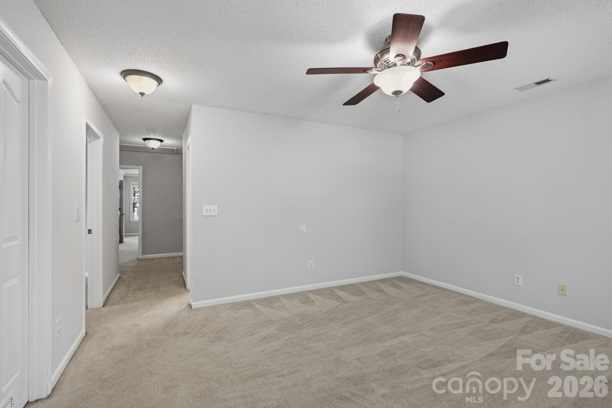 Single Family Residence at 9406 Golden Pond Drive, Huntersville, photo 32 of 37