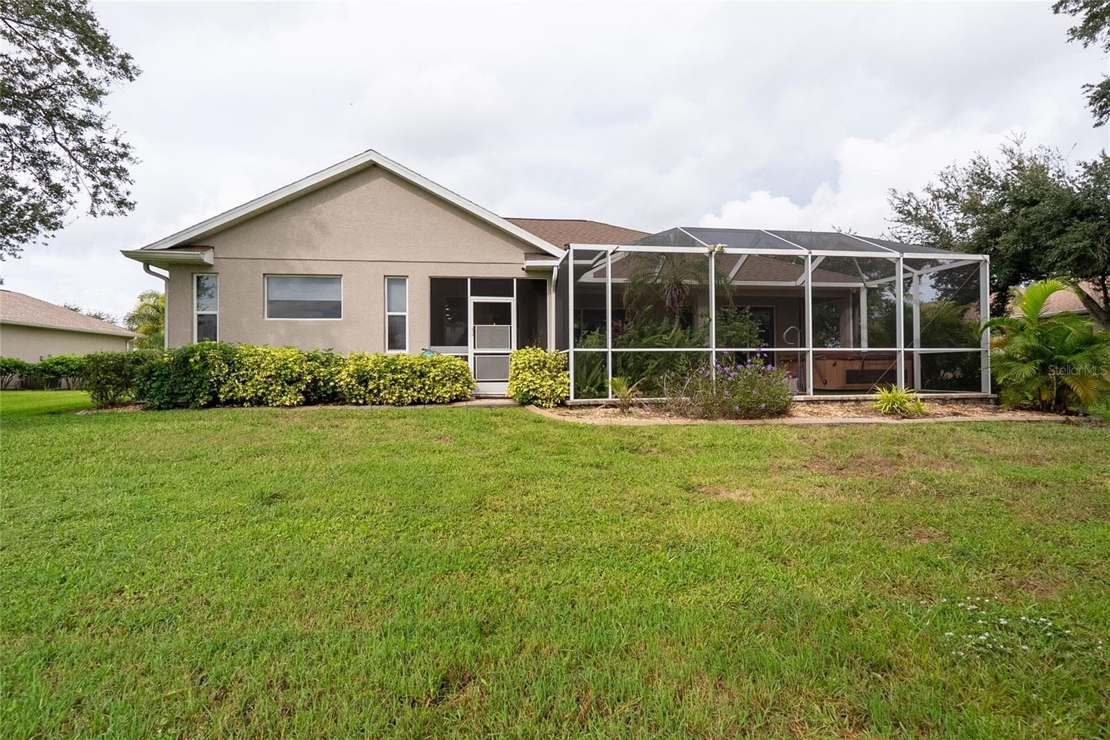 Single Family Residence at 872 CLEAR LAKE DR, ENGLEWOOD, photo 52 of 62