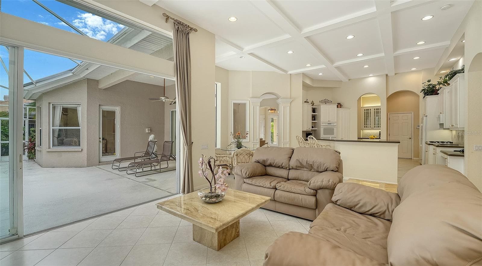Single Family Residence at 7726 HEATHFIELD CT, UNIVERSITY PARK, photo 9 of 58