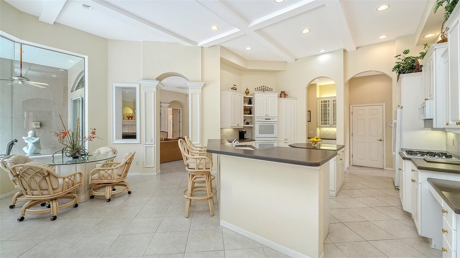Single Family Residence at 7726 HEATHFIELD CT, UNIVERSITY PARK, photo 11 of 58