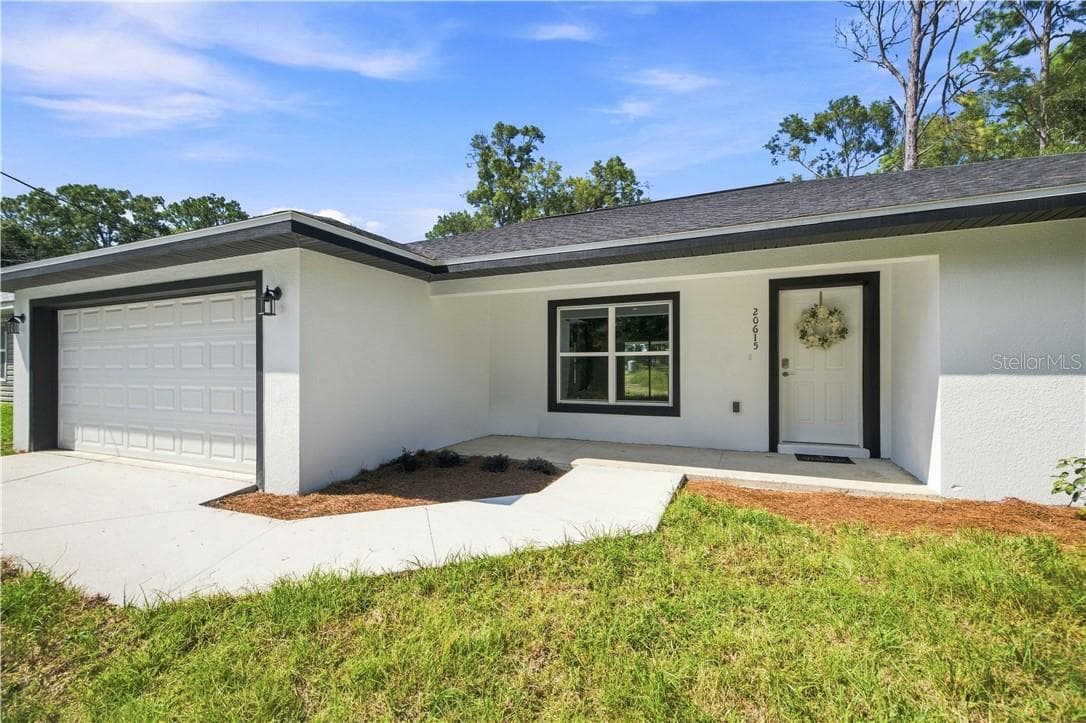 Porch View - 20615 SW Robin DR, DUNNELLON FL 34431, Dunnellon