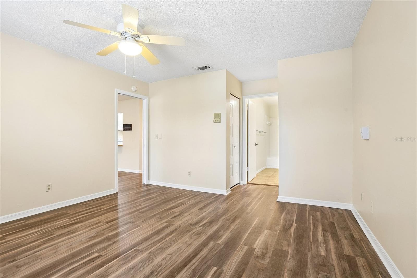 Single Family Residence at 104 CACTUSFLOWER LN, SUN CITY CENTER, photo 25 of 66