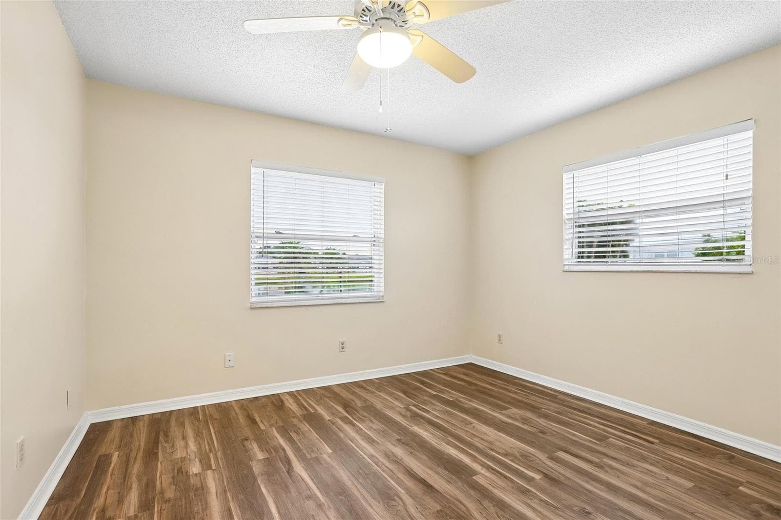 Single Family Residence at 104 CACTUSFLOWER LN, SUN CITY CENTER, photo 29 of 66