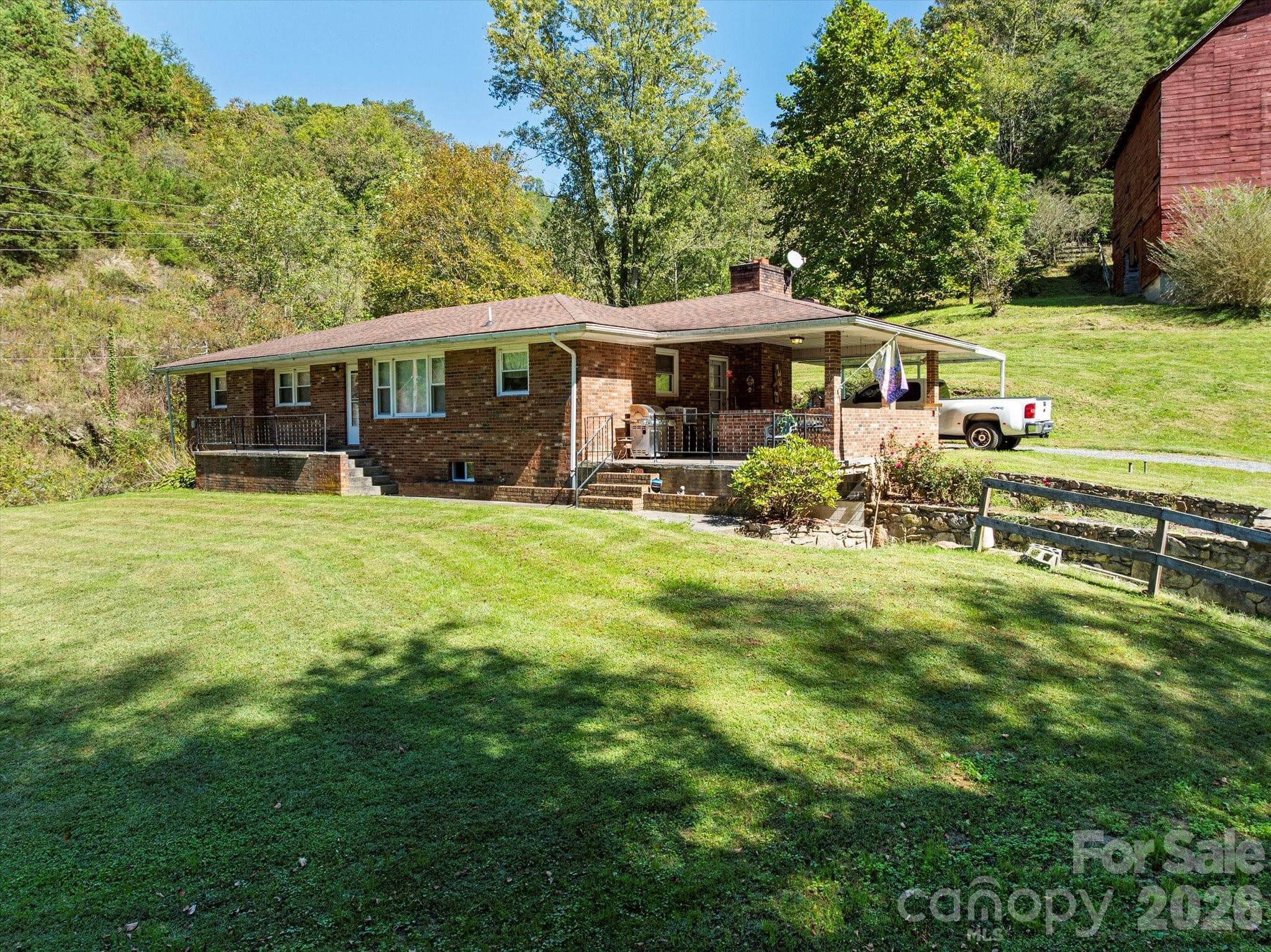 Welcome to 1623 Ammons Branch Road - Marshall