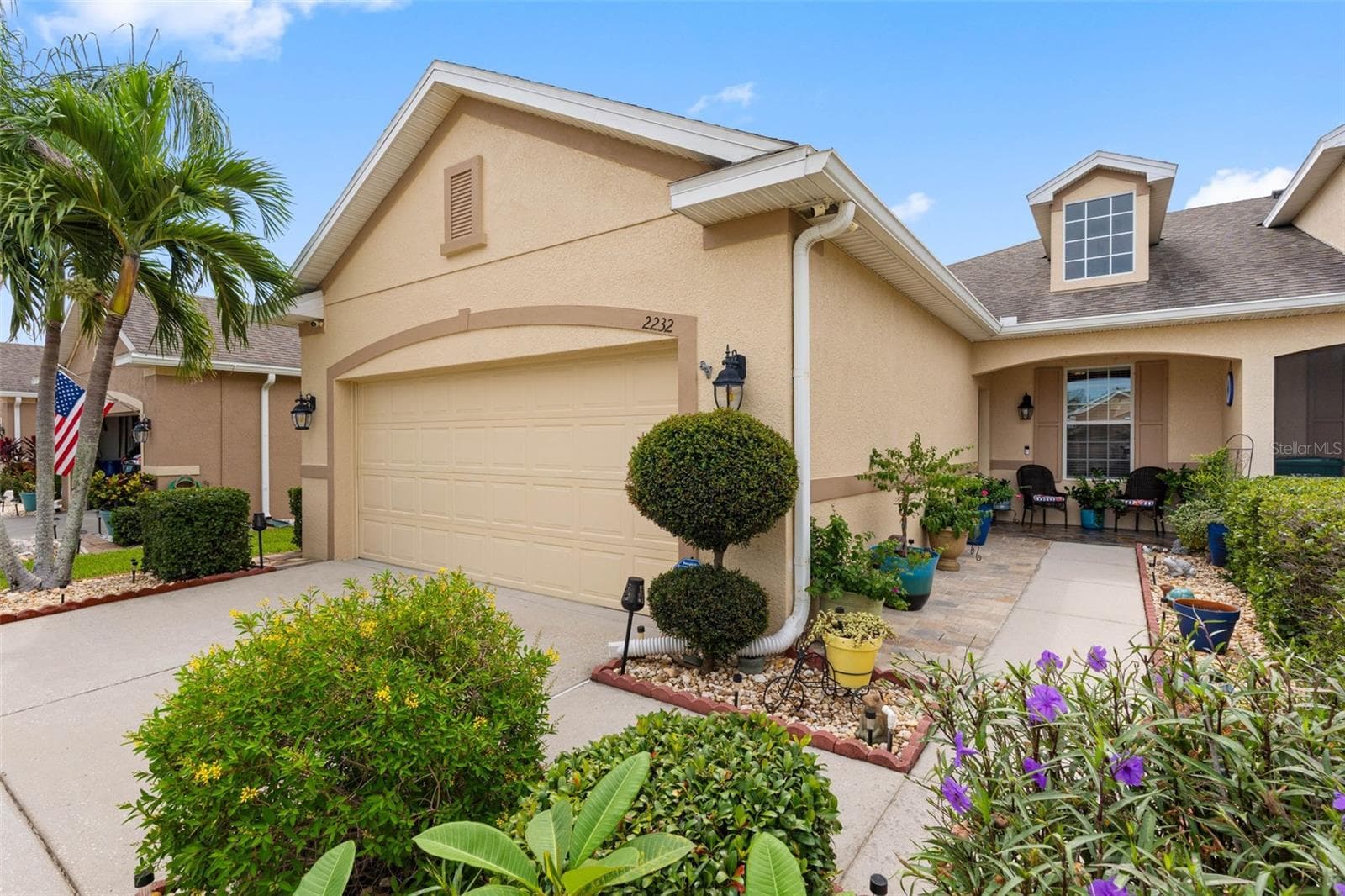 2232 PARROT FISH DR