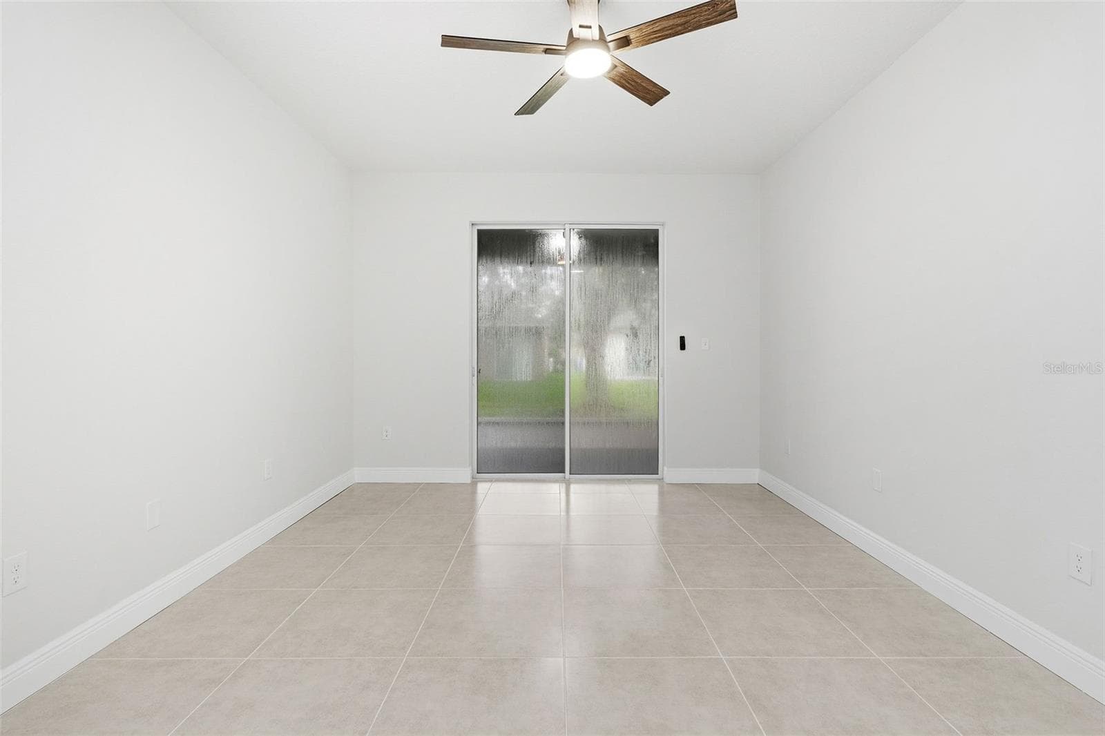 Single Family Residence at 8201 CYPRESS BREEZE WAY, TAMPA, photo 16 of 37