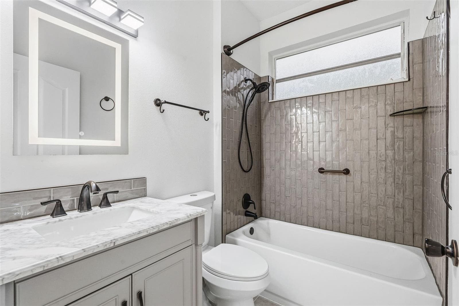Single Family Residence at 8201 CYPRESS BREEZE WAY, TAMPA, photo 23 of 37