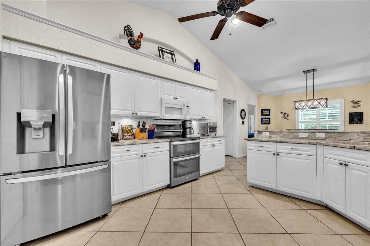 Single Family Residence at 12 TOURNAMENT RD, ROTONDA WEST, photo 26 of 86