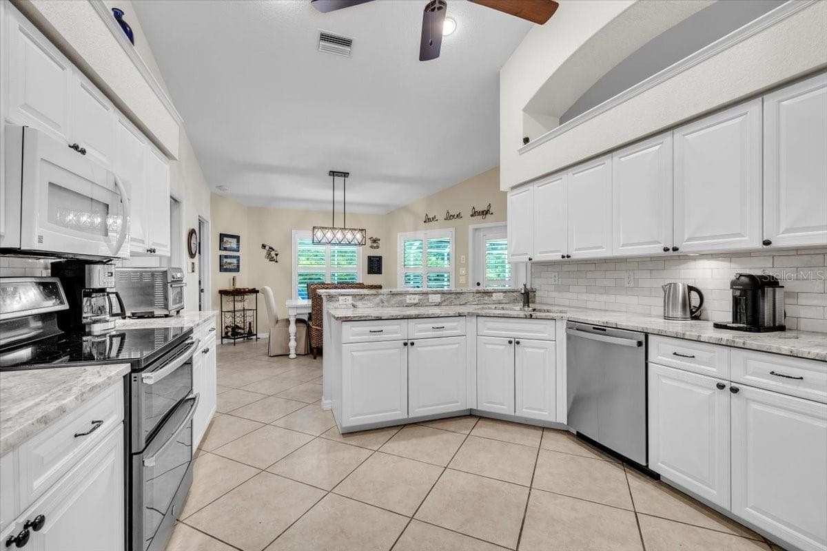 Single Family Residence at 12 TOURNAMENT RD, ROTONDA WEST, photo 28 of 86