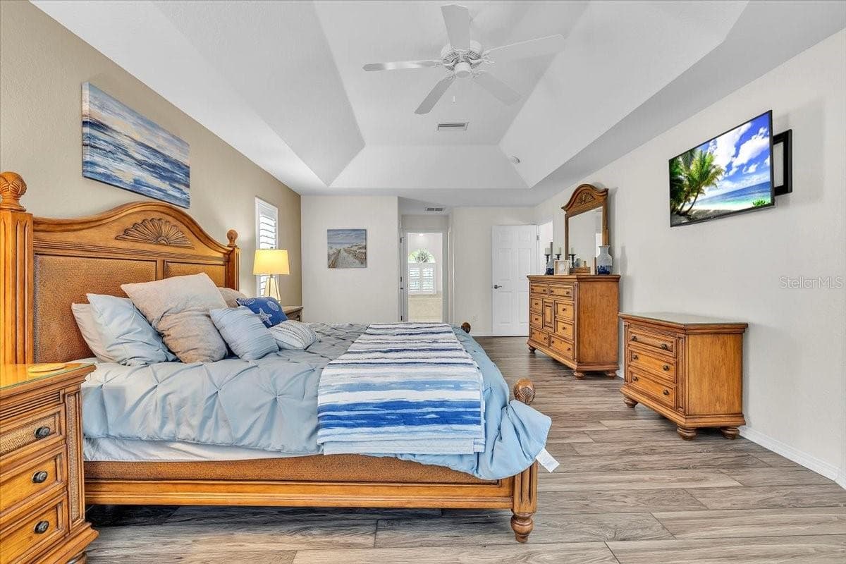 Single Family Residence at 12 TOURNAMENT RD, ROTONDA WEST, photo 42 of 86