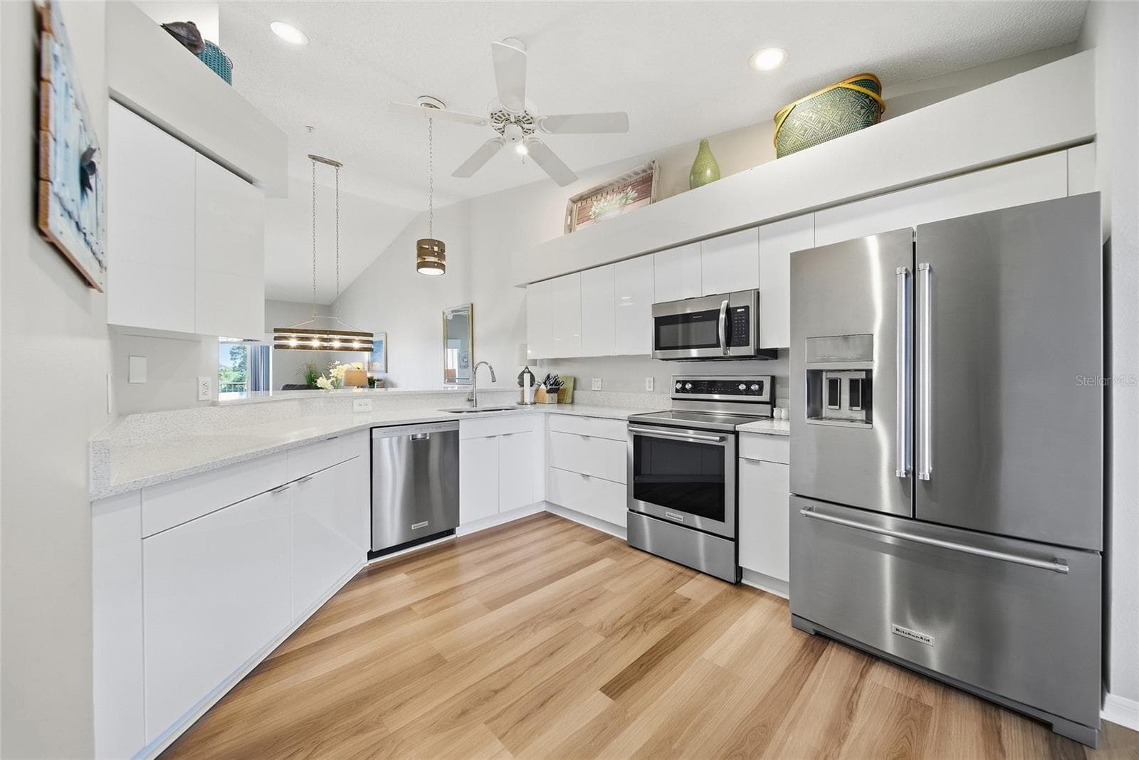 Condominium at 5231 MAHOGANY RUN AVE #321, SARASOTA, photo 12 of 39