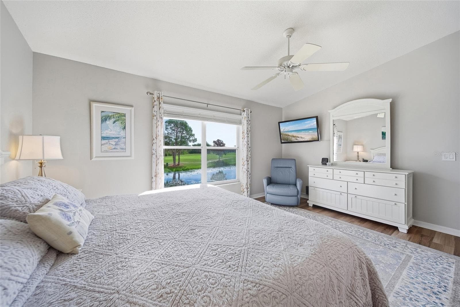 Condominium at 5231 MAHOGANY RUN AVE #321, SARASOTA, photo 16 of 39