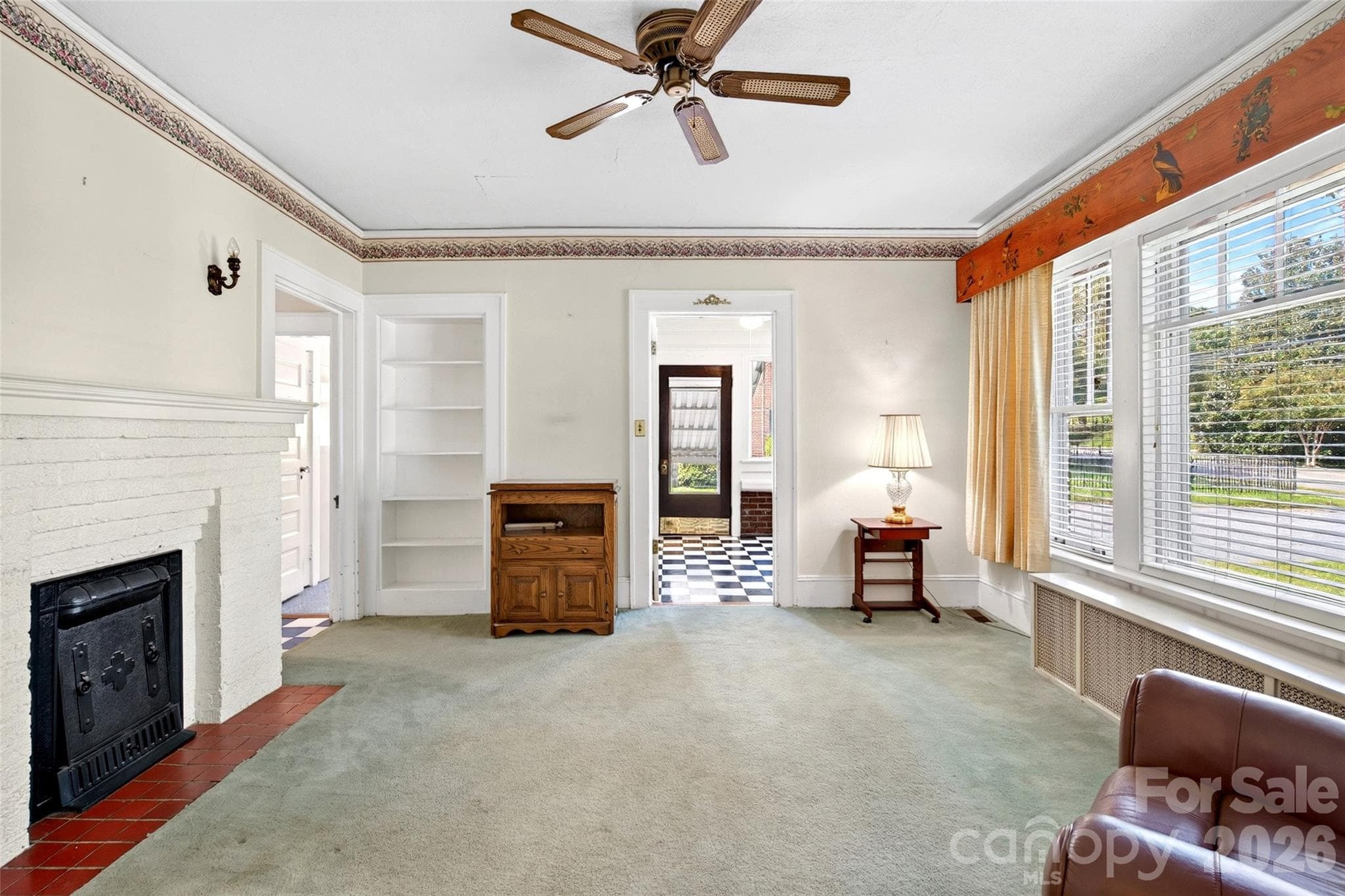 Front Center Living Room, Main Level - 606 Rutherford Road, Marion
